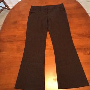2b clothing size Medium pants low rise, waist 16”, length 32” rise 8”.